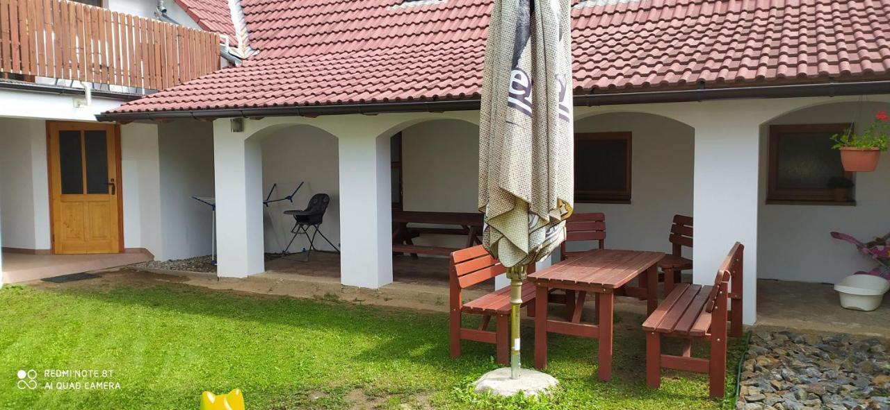 Apartmany Natalie Dvory nad Luznici Bagian luar foto