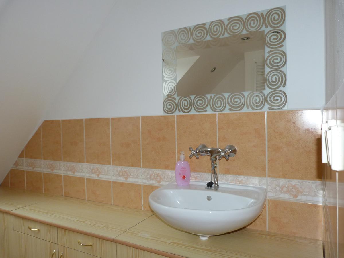 Apartmany Natalie Dvory nad Luznici Bagian luar foto
